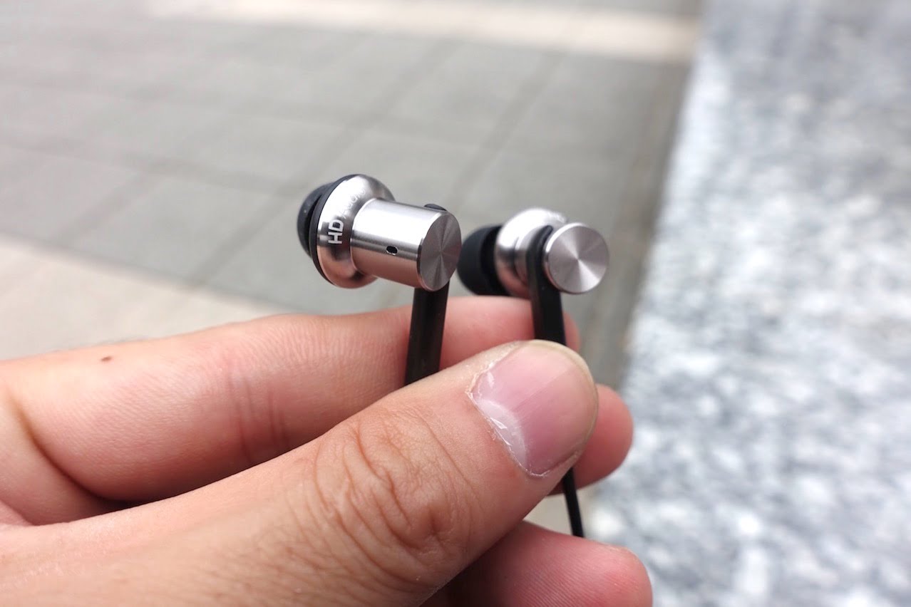Xiaomi ear 02